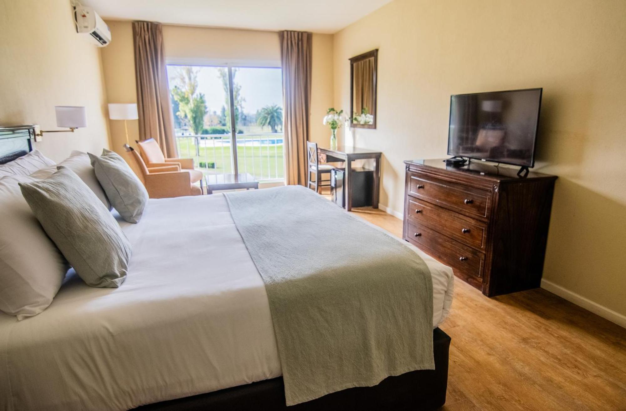 Wyndham Garden Campana Hotel Eksteriør billede